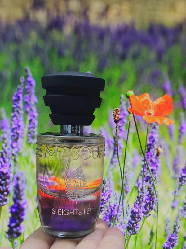 sleight-of-fern-masque-milano-زبردستی-جلا