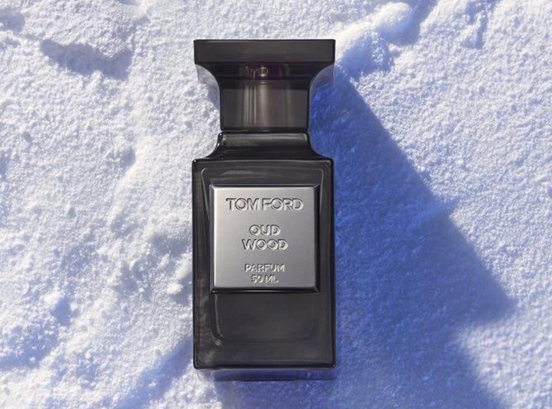عطر-چوب-عود-تام-فورد