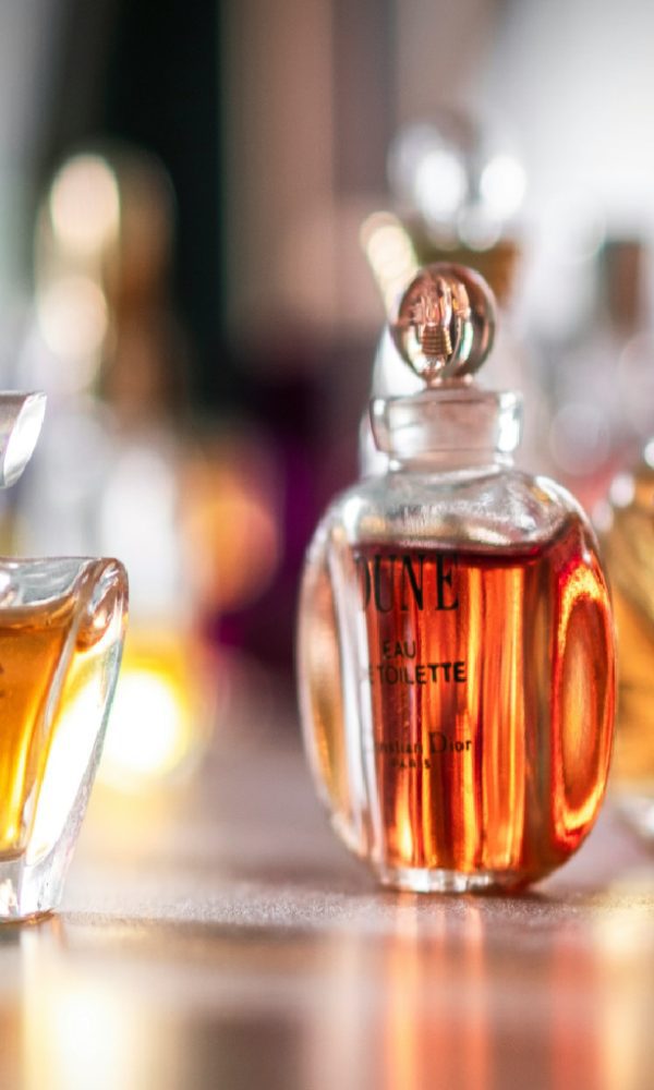 خرید عطر و ادکلون از اینترنت