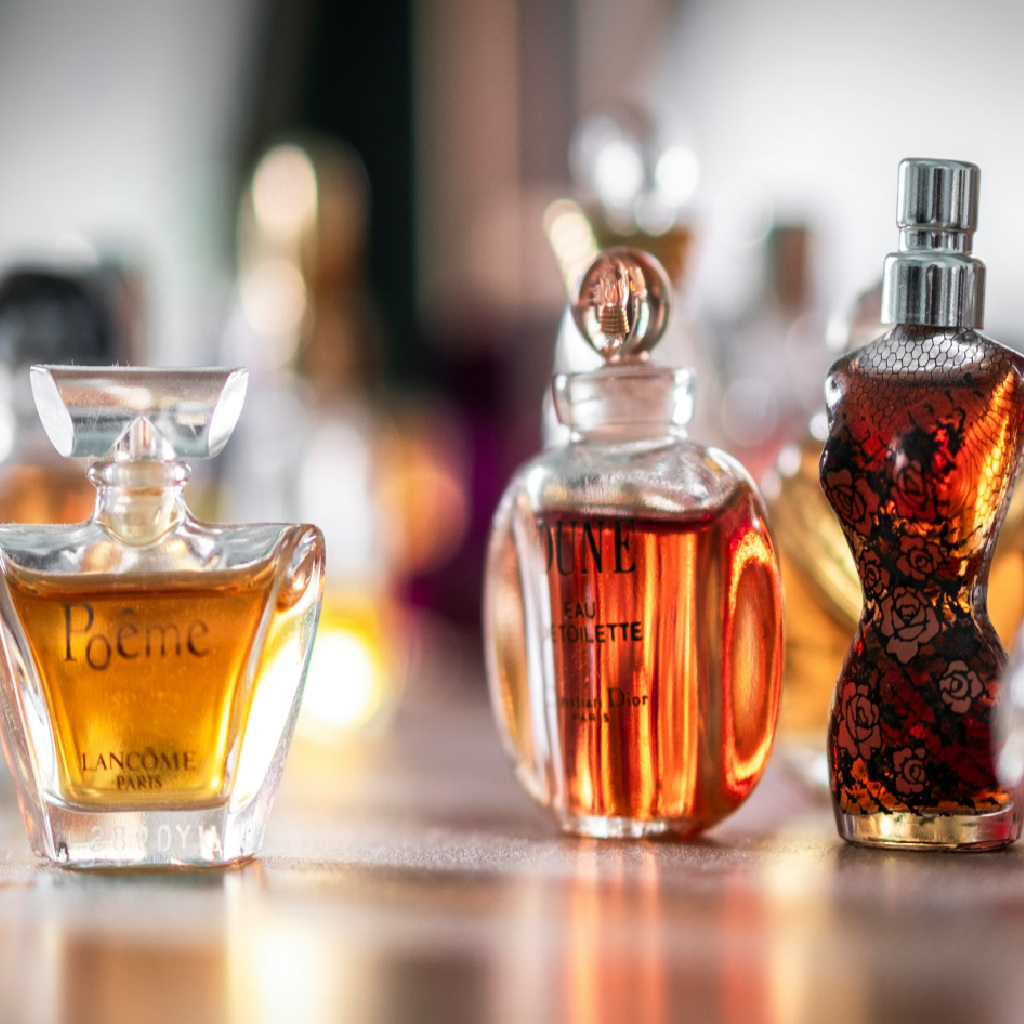 خرید عطر و ادکلون از اینترنت