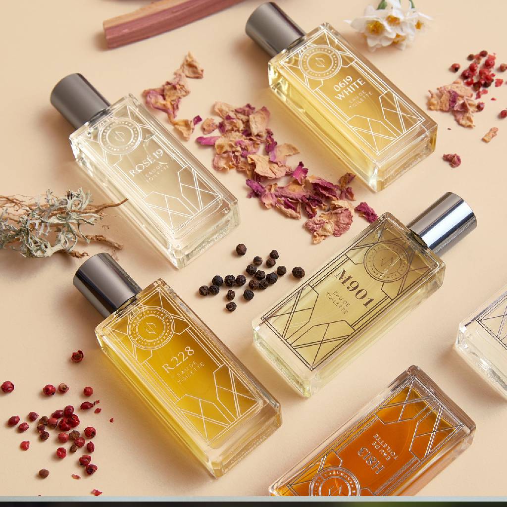 عوامل تأثیرگذار بر ماندگاری عطر