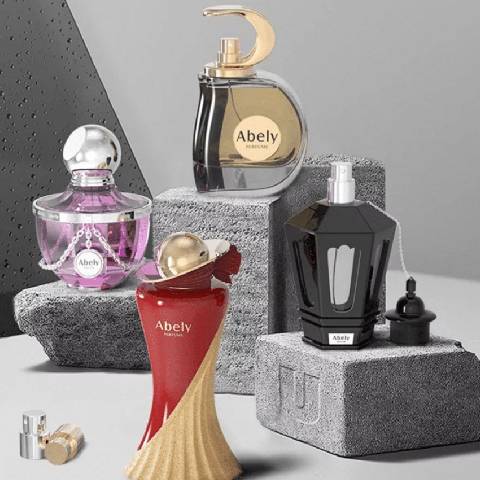 آیا رنگ شیشه عطر بر انتخاب ما تاثیر دارد؟